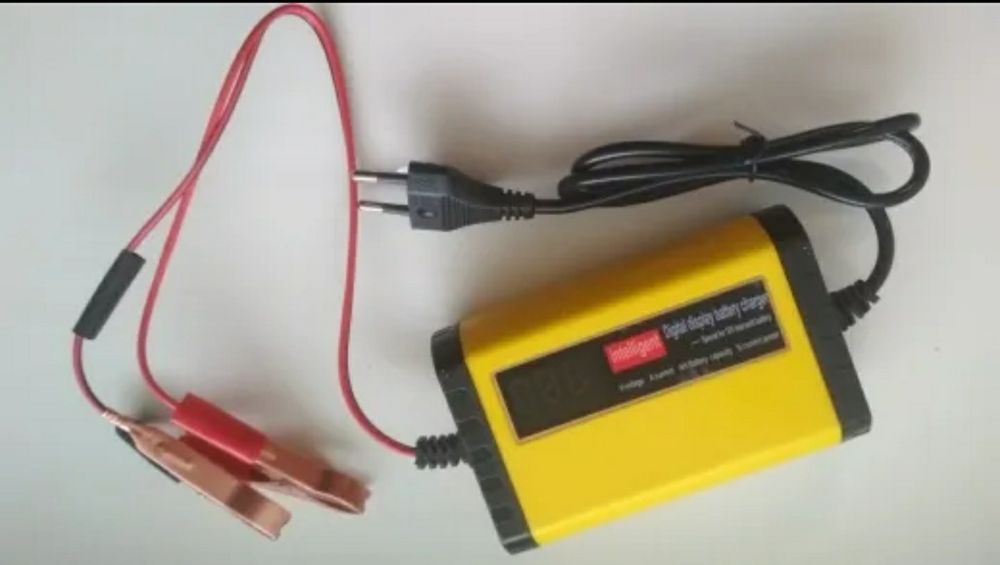 Зарядное устройство для аккумуляторов 12V