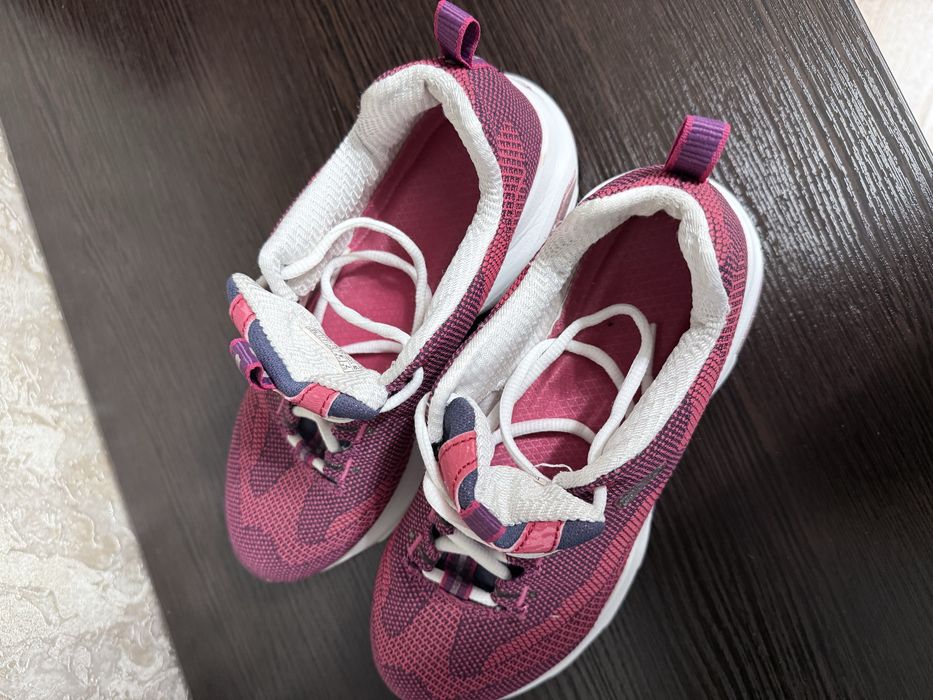Кросівки skechers 36 розмір
