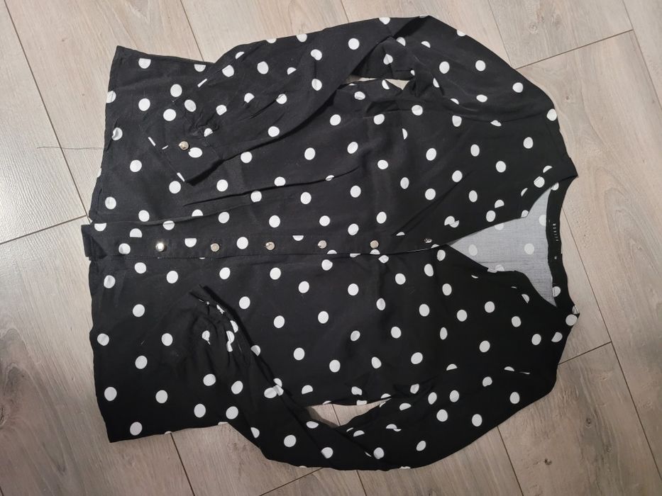 Bluzeczka czarno-biala Mohito 36