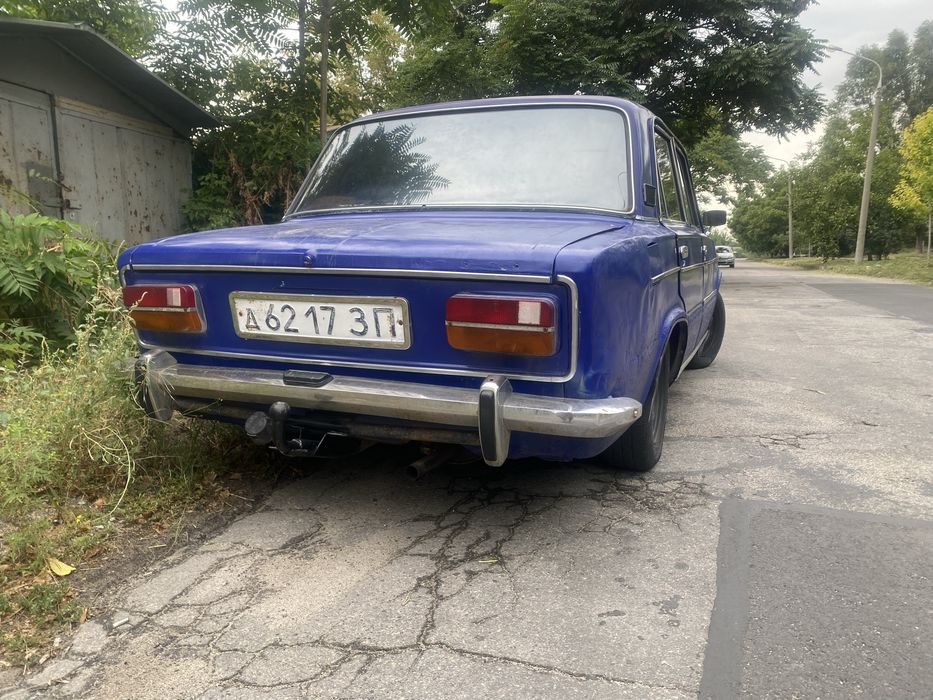 продам ваз 2103
