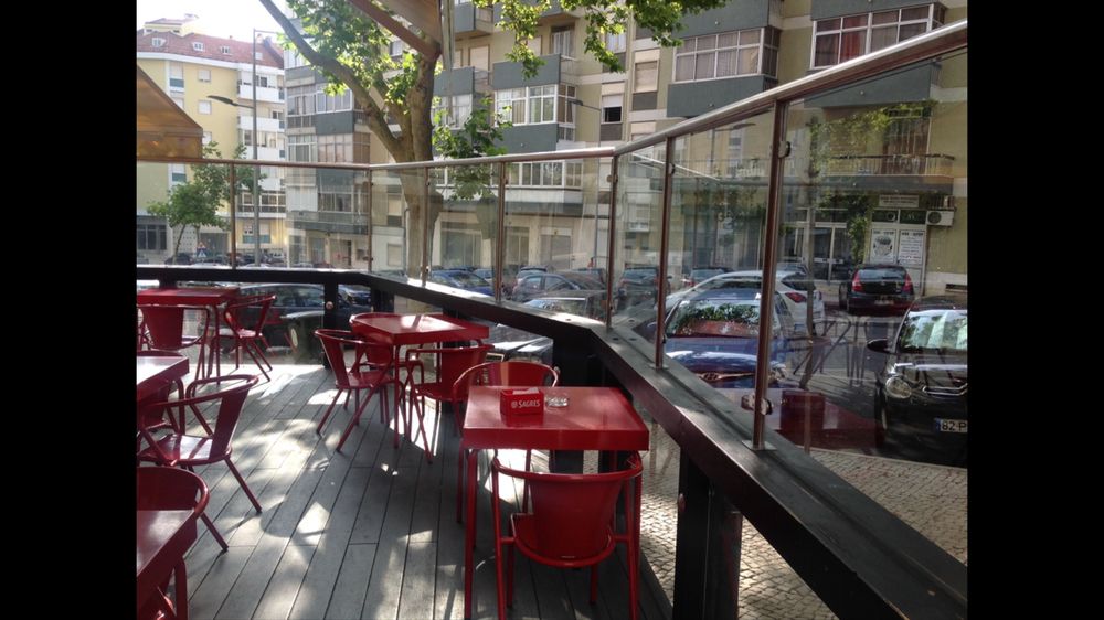 Vendo Restaurante pastelaria 70 lugares vende se