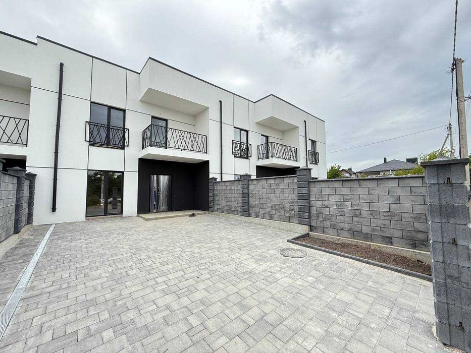 Котедж На Щасливому! Опалення! Підключені мережі!