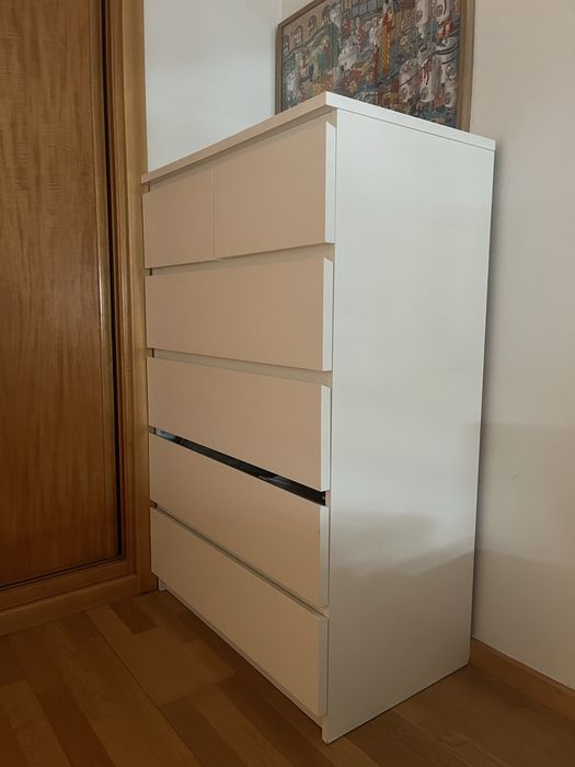 Cómoda IKEA 5 Prateleiras/6 Gavetas/De Chão
