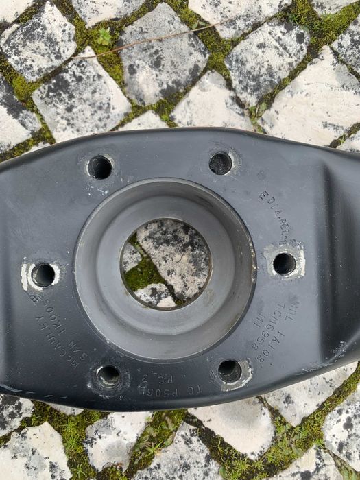 Hélice mono motor.
