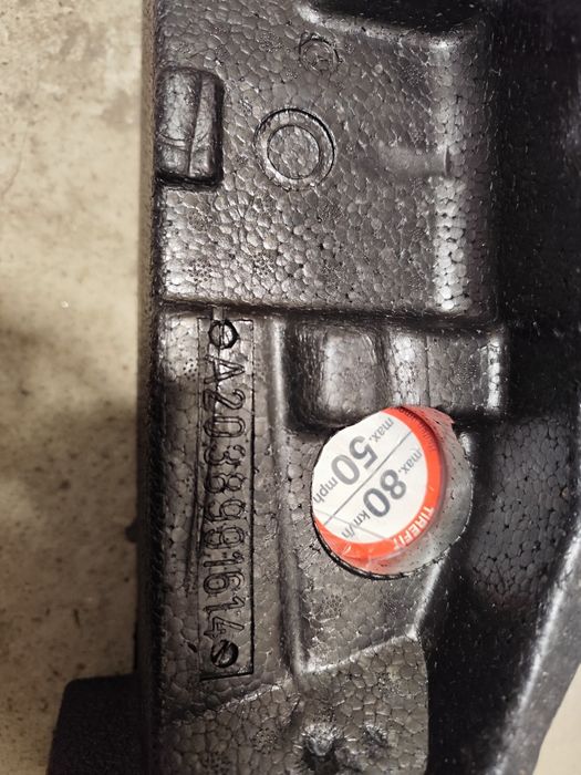 Wkład do bagażnika Mercedes w203