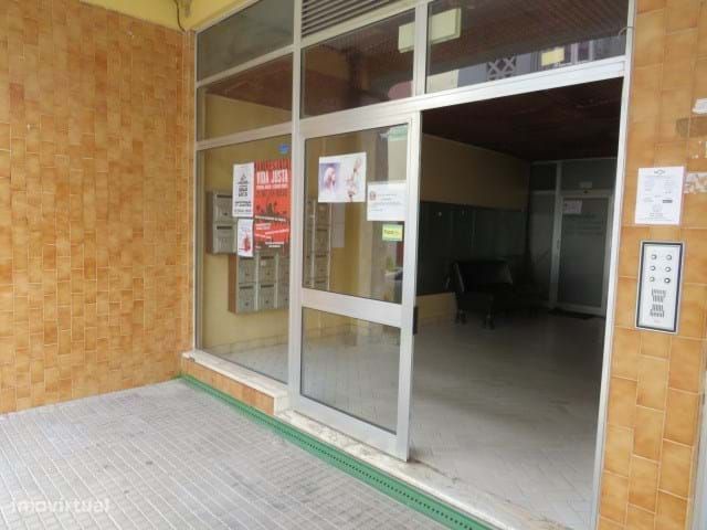 Loja em Centro Comercial - Alto do Seixalinho - Barreiro