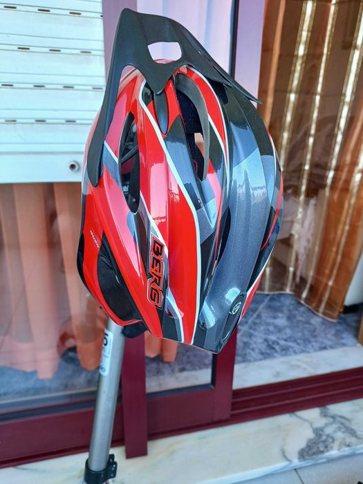 Trotinete Urbana Oxelo Town 5 + Kit Completo de Proteções (Capacete, Guardas e Munhequeiras)