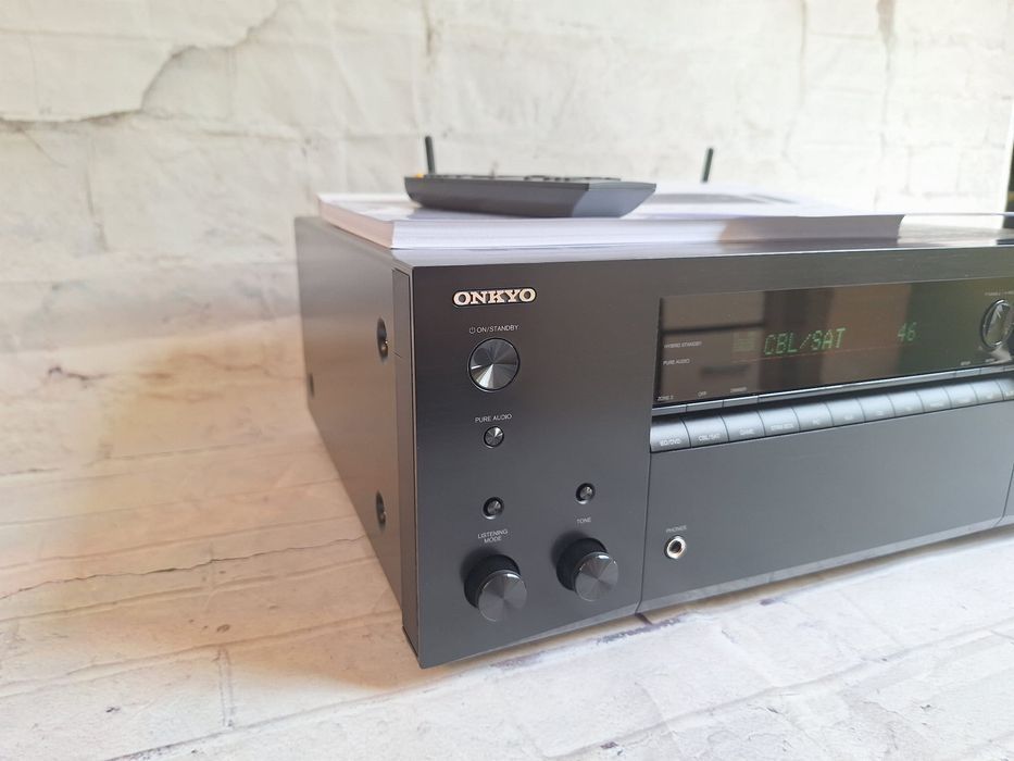7.2 Onkyo TX-NR555 Wi-Fi BT  Atmos Vision Spotify net radio