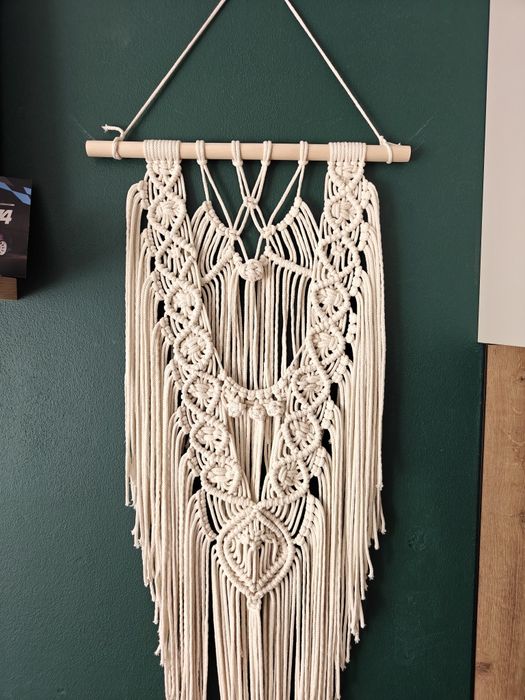 Makrama w stylu boho, ozdoba do salonu, makrama beżowa