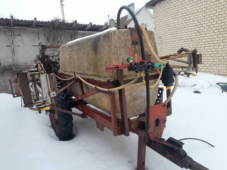 Оприскувач ОП2000