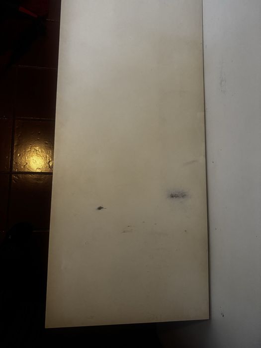 Vendo secretaria branca usada