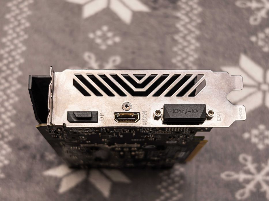 Gigabyte GeForce GTX 1650 SUPER Gaming OC 4 GB