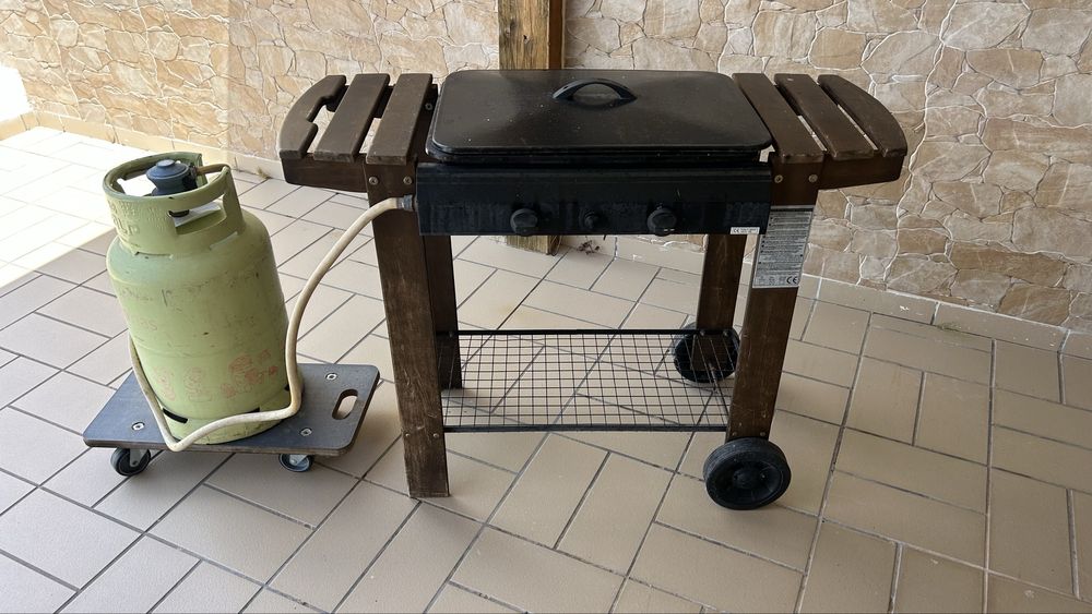 Gas Grill478456534743142400