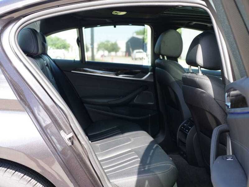 2019 BMW 5 Series 540i