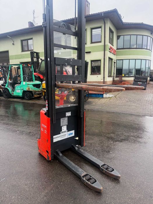 paleciak elektryczny z masztem LINDE L12 1200kg podnoszenie 3.90m 2018