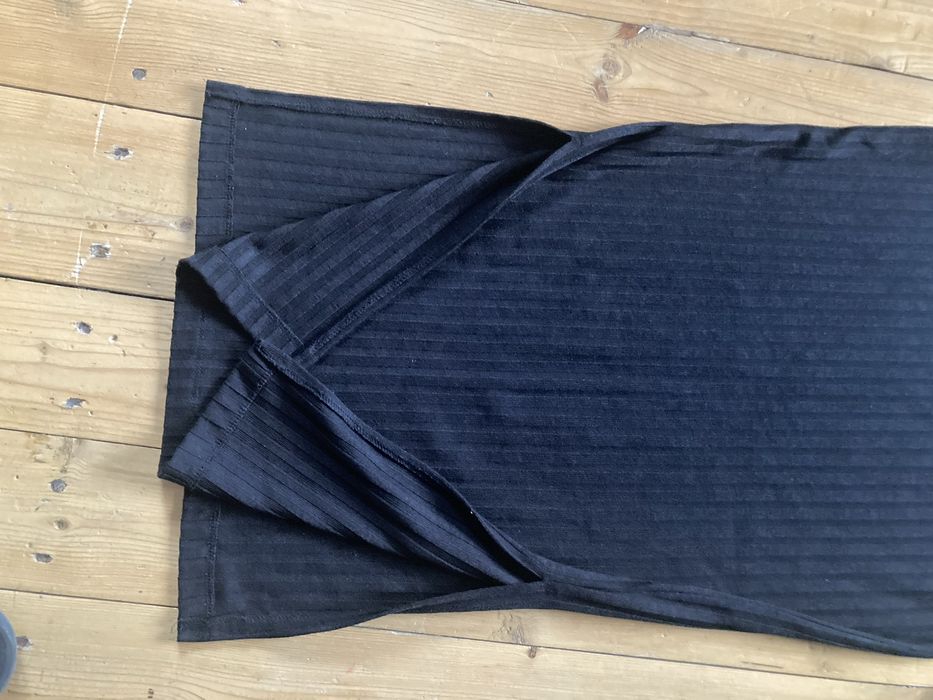 Prążkowana długa spódnica