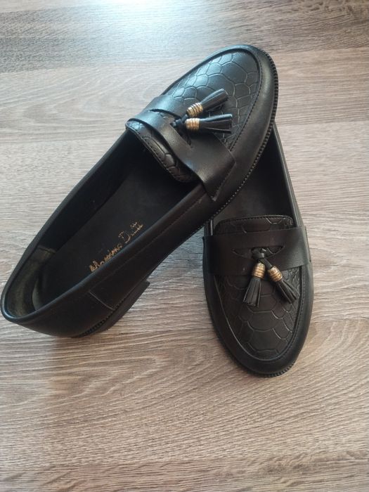 Шкіряні туфлі Massimo Dutti