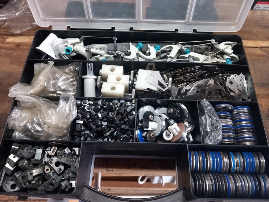 Acessórios para teares circulares.