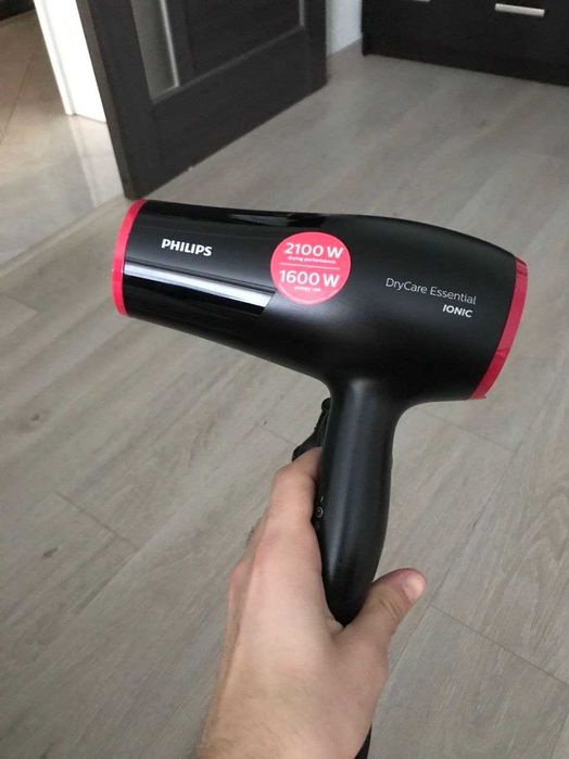 Фен Philips BHD029