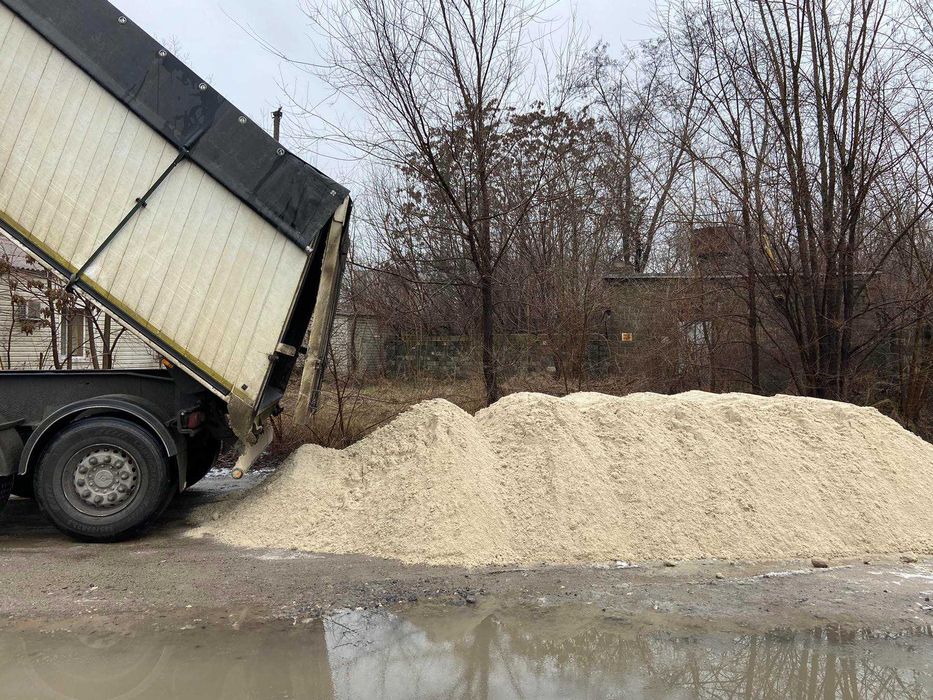 Песок мытый с доставкой от 22-25 тн.