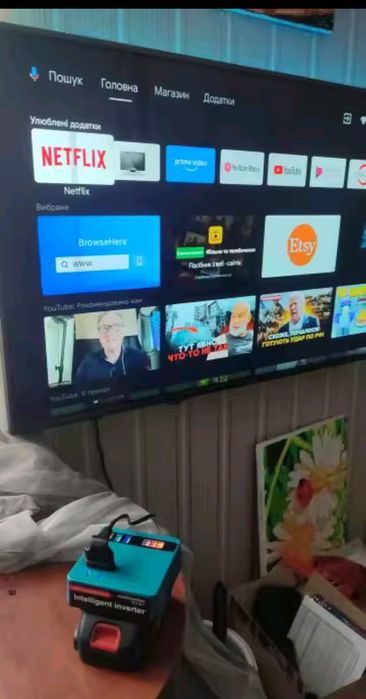 Инвектор преобразователь напряжения с аккумулятора Макита в 220 Вольт