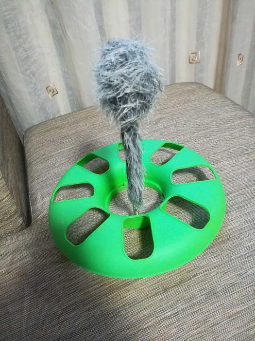 Продаю игрушку для котов " Мышка на гибкой пружине "