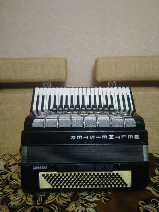 4/4 Weltmeister Consona 11+5.