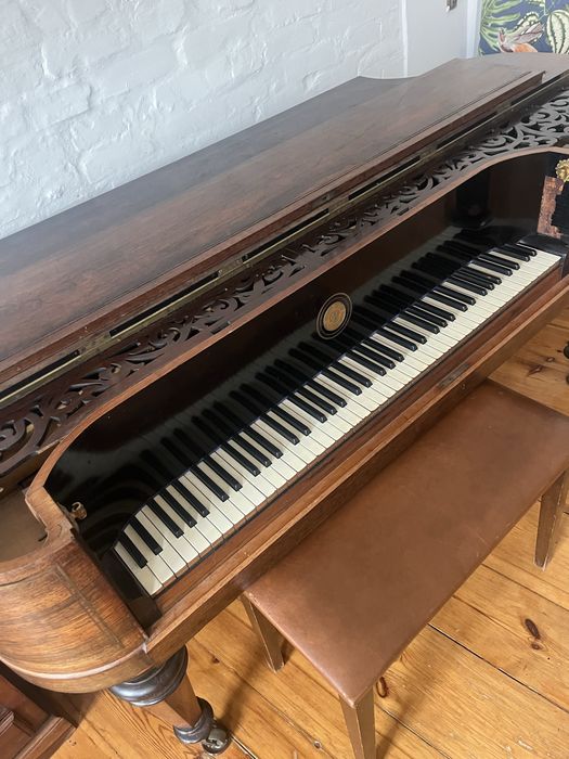 Zabytkowy fortepian Hornung & Møller 1855r