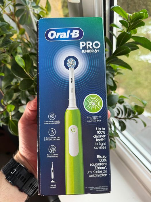 Elektryczna szczoteczka  ORAL-B JUNIOR 6+ Green