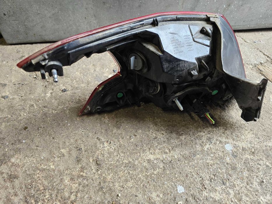 lampa tył Peugeot 308 T9 lift