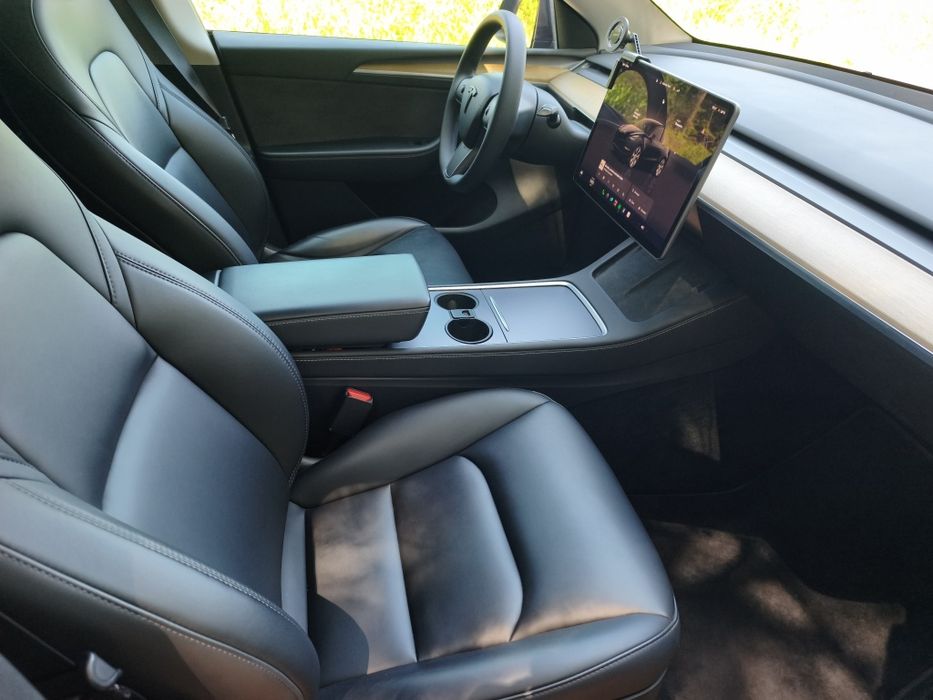 Tesla Y RWD IVA Dedutível