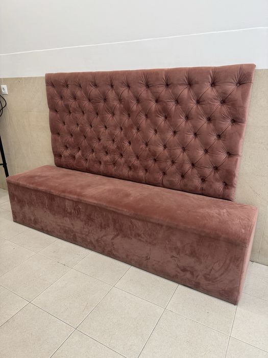 Sofás e Encostos (Capitonê)