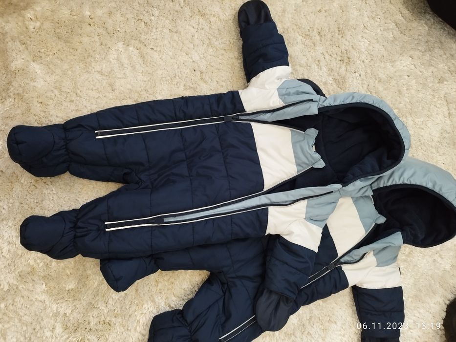 Продам детский комбинезон