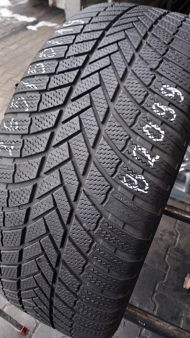 265/50/19 Bridgestone Blizzak LM005 110V