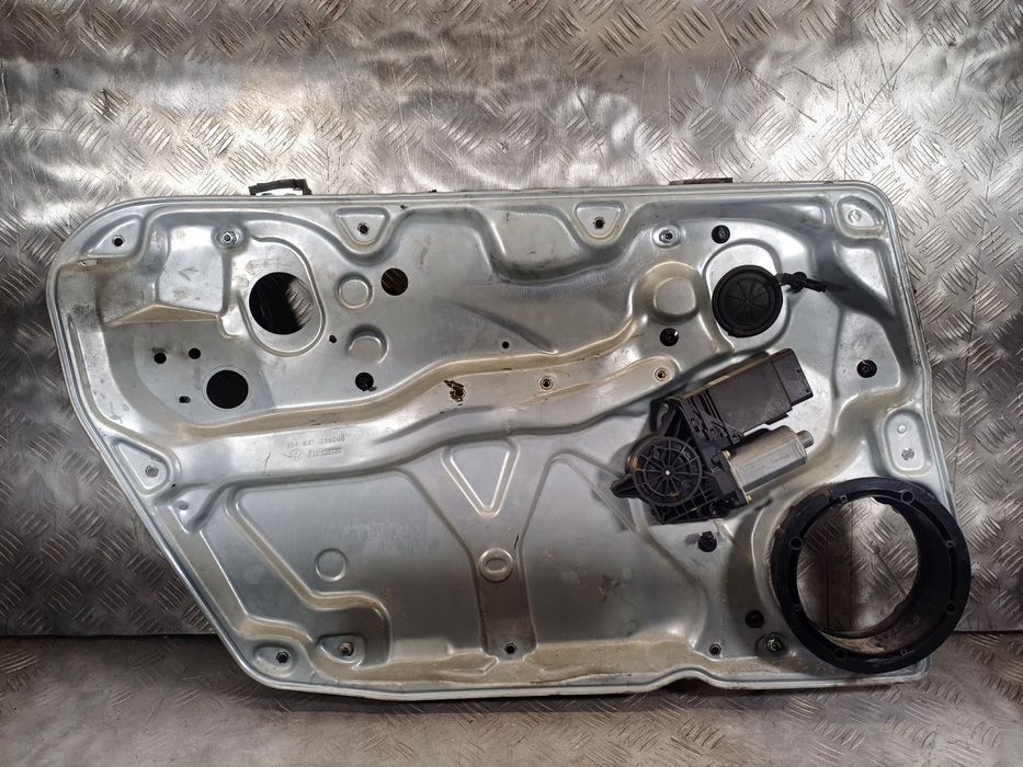 Склопідйомник Volkswagen Passat B5