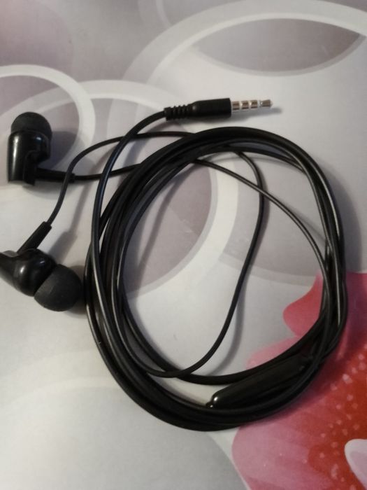 Наушники вакуумные проводные HOCO  M-112  premium