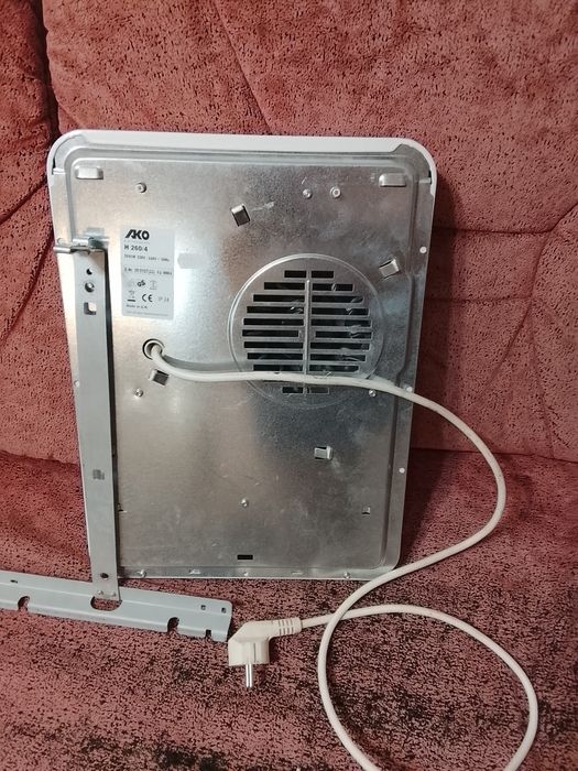 Настенный тепловентилятор ако.  для быстрого нагрева помещений. герман