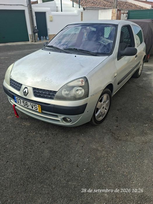 Clio2 1.5dci comercial