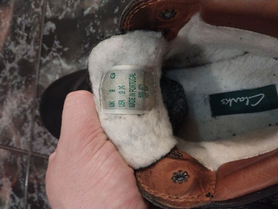 Ботинки Clarks кожаные с мехом