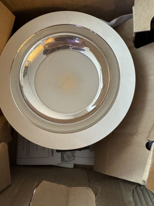 Oprawa sufitowa wpuszczana ZUMTOBEL