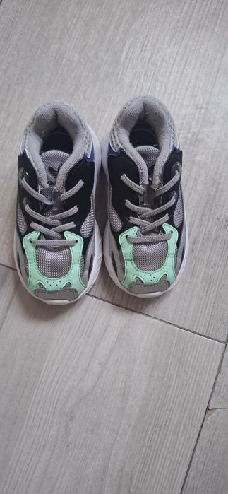 Buty dziecięce wsuwane adidas