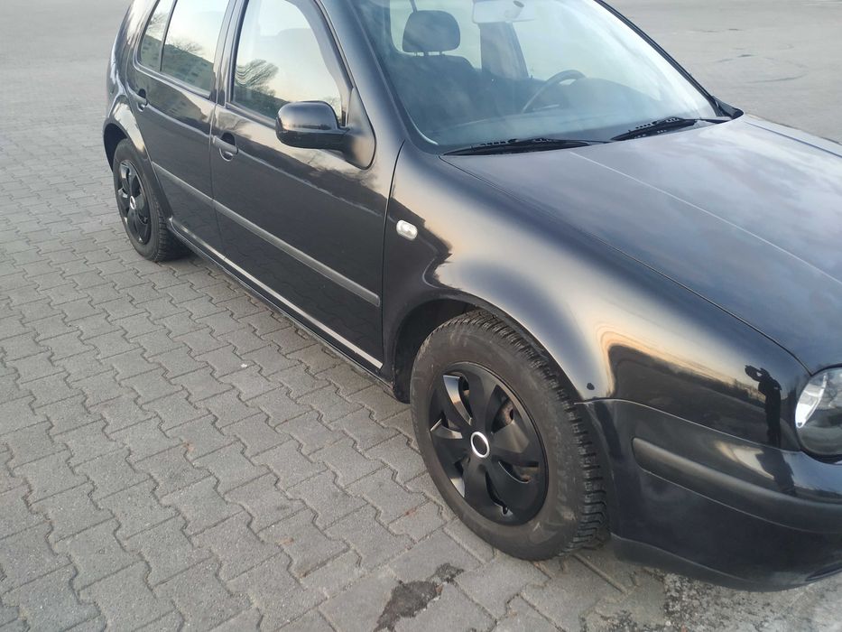 Volkswagen Golf IV 1.6  + gaz, hak