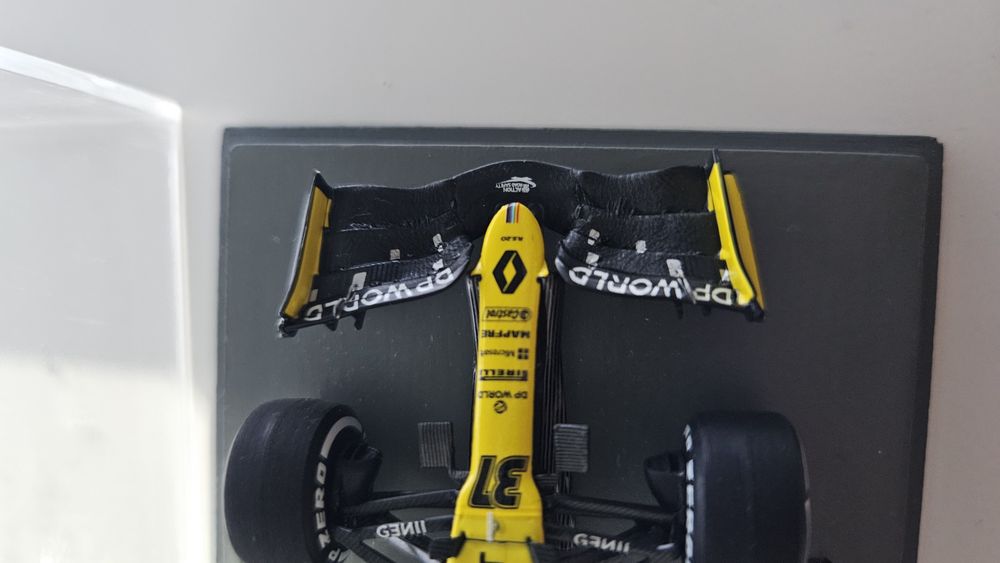 Spark 1:43 Renault R.S.20 #31 Esteban Ocon – Sakhir GP 2020