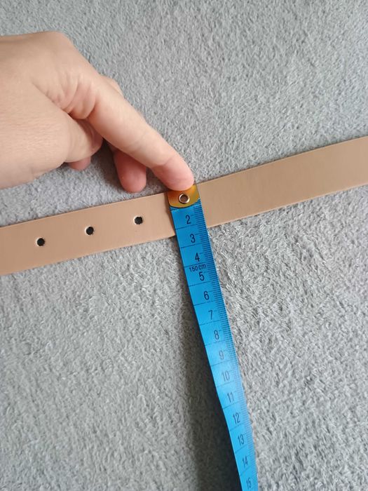 Nowy, damski pasek 100 cm - beżowy