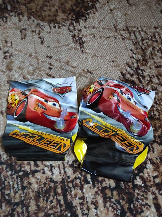 Motylki do plawania z motywem zygzak mcqueen