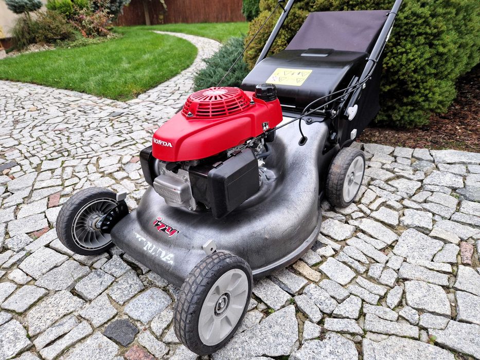 Kosiarka spalinowa HONDA IZY HONDA 5,5KM - napęd łopatki mielenie trawy 2019 r. - po SERWISIE