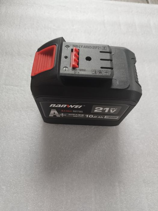 Літієвий акумулятор