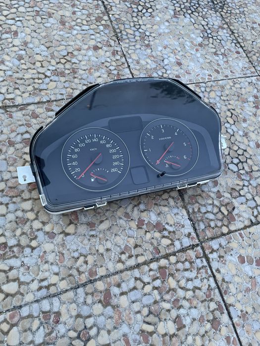 Peça Volvo v50, Quadrante