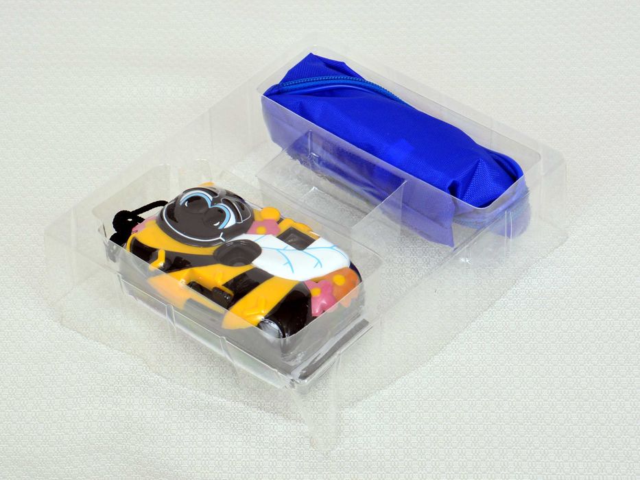 Children's camera. Roll-type. New, open box.64550446775298122