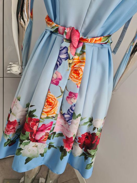 Elegancka sukienka, wesele, komunia, nowa